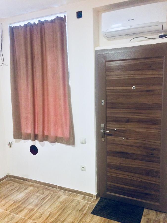 Apartment Gorgasali_57 Batumi Bagian luar foto
